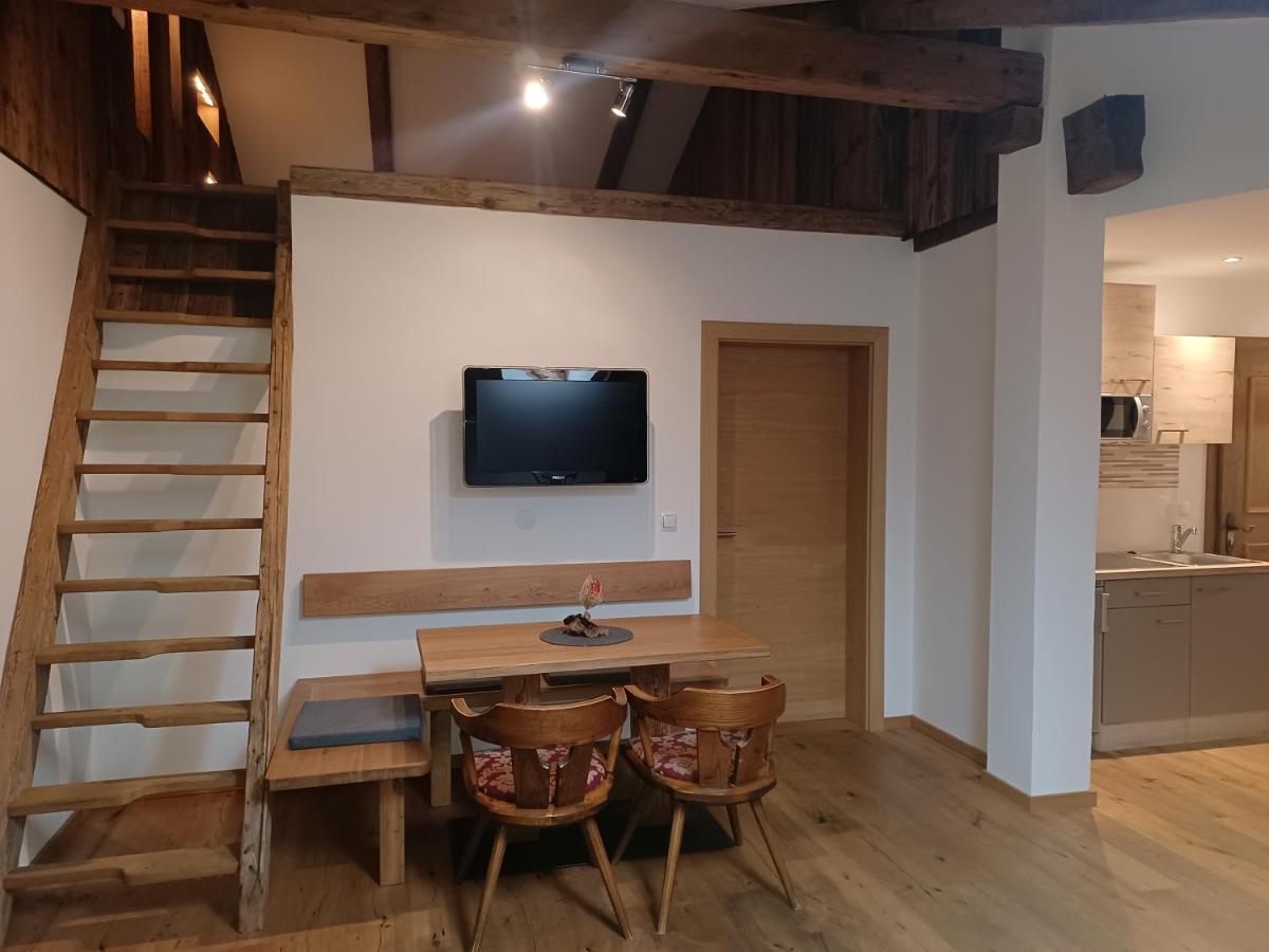 Kuglerhof Apartment Dobbiaco Bagian luar foto